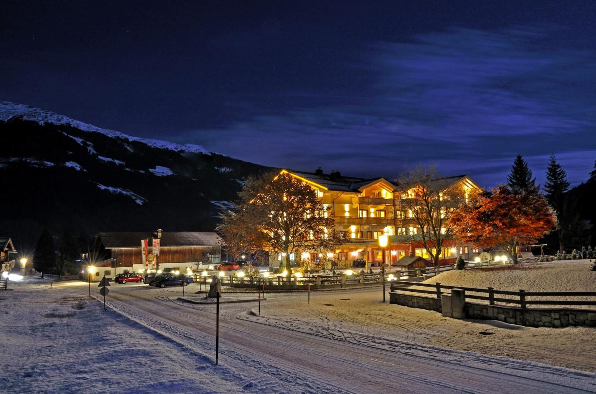 Hotel Grundlhof 布拉保韦德库 外观 照片