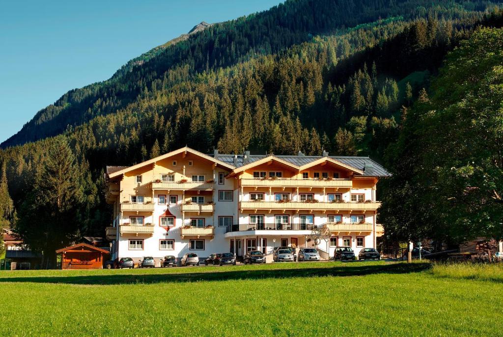 Hotel Grundlhof 布拉保韦德库 客房 照片
