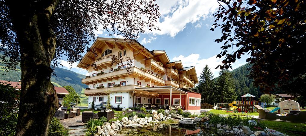 Hotel Grundlhof 布拉保韦德库 外观 照片